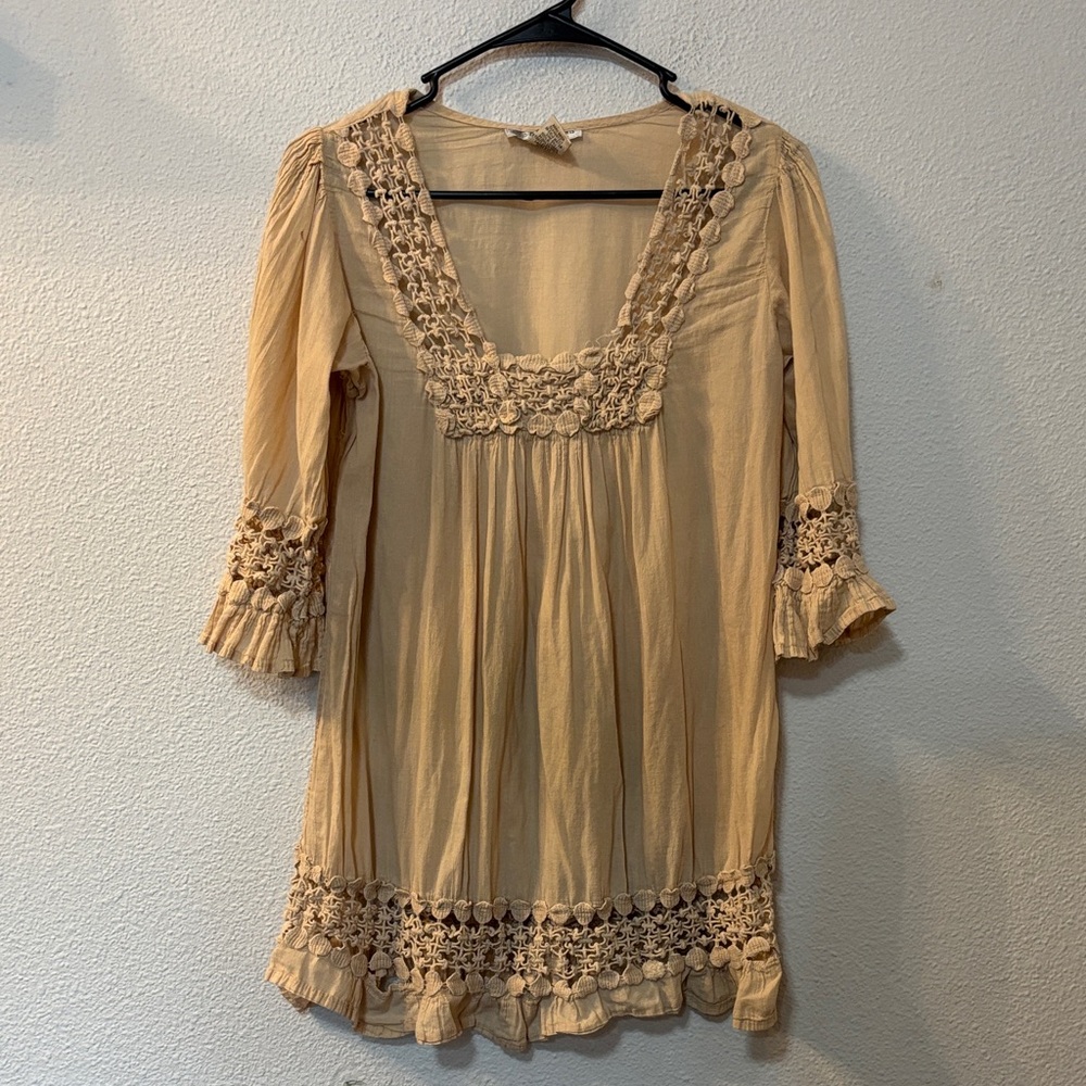 Cute Options Elegant Beige Lace Trim Women's Top